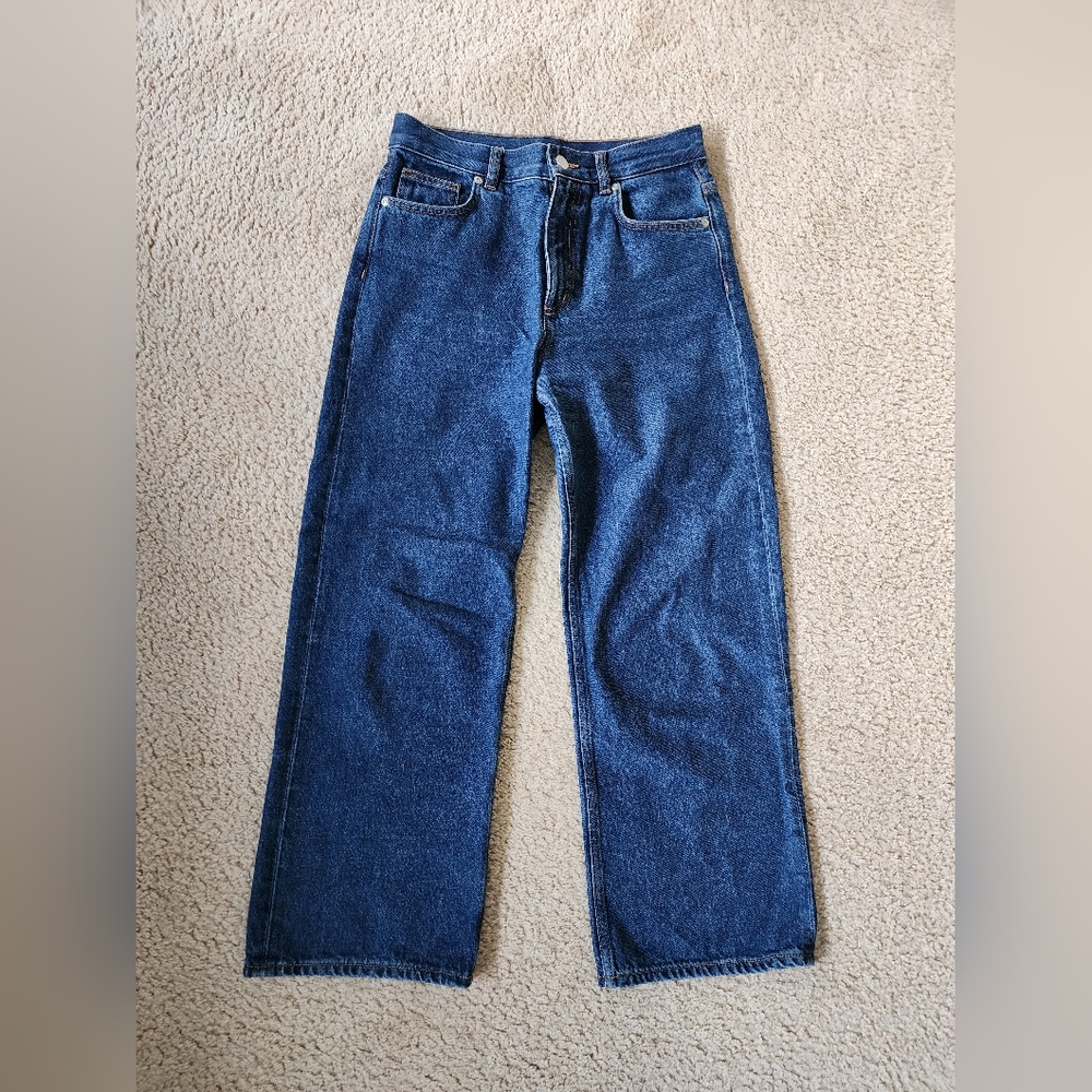 Like New COS High Rise Wide Crop Jeans Size 26